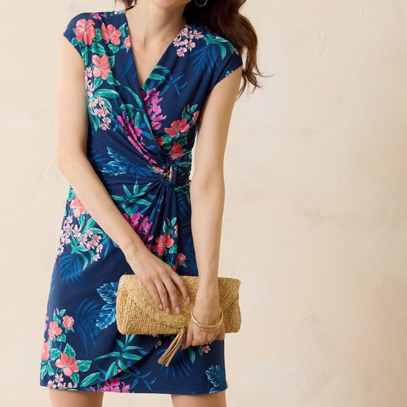 Tommy Bahama Dresses & Skirts - Tommy Bahama Women L Carmela Fabric Clara Breezy Bouquet Faux-Wrap Dress NWOT